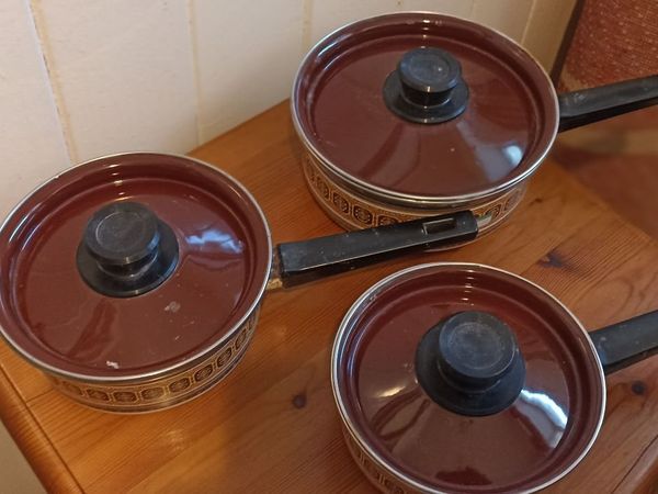 Set of Enamel Steel Saucepans - Main image