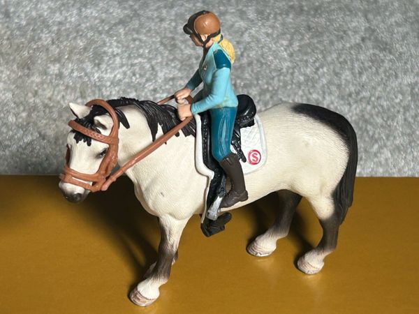 schleich horse figures - Main image