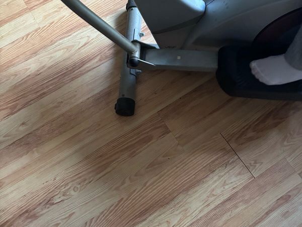 Cross Trainer (Free to collect) - Main image