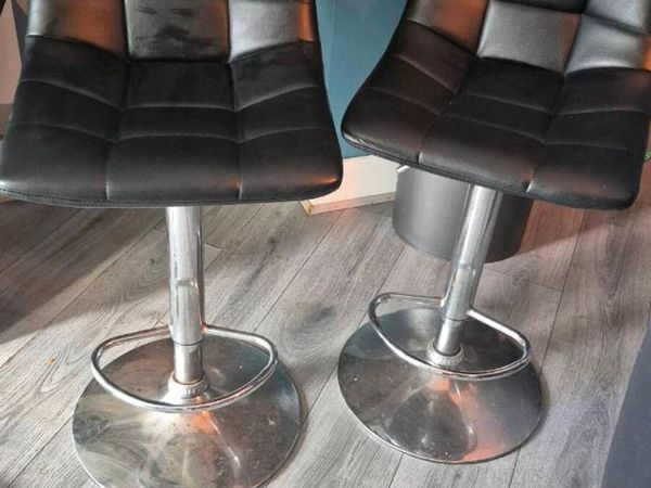 High stools - Main image