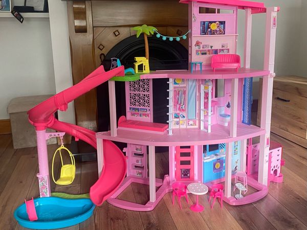 Barbie Dream House - Main image