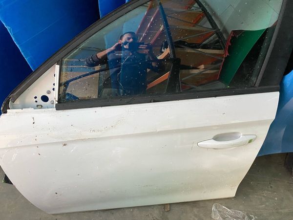 Car doors - Main image