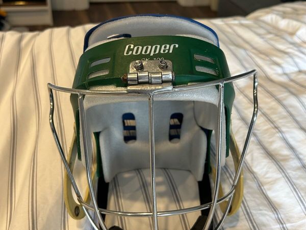Old gen cooper helmet - Main image