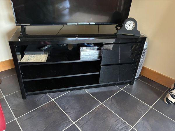 TV unit - Main image