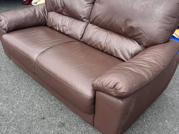 Brown leather 2 piece suite - Main image