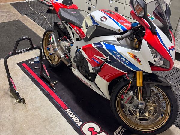 Honda Cbr 1000rr sp - Main image