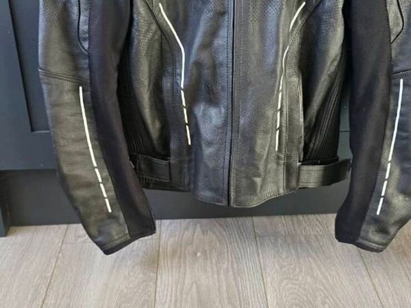 Motorbike Jacket & Gloves - Main image