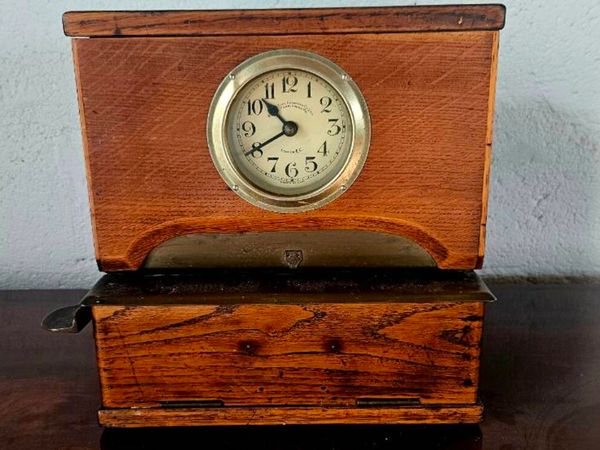 ANTIQUE CLOCK - Main image