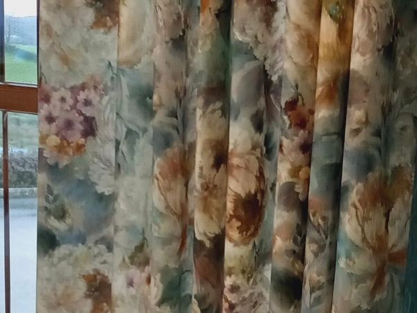 Curtains - Main image