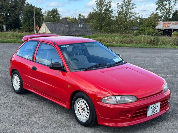 1995 Mitsubishi Colt - Main image