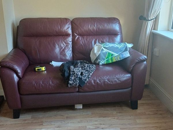 2 seater couches x2 - Main image