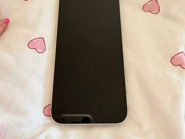 iPhone 16 Plus - Main image