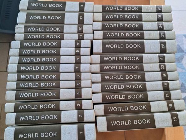 Vintage The World Book encyclopedia 1972 - Main image