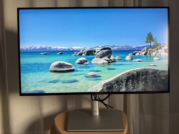 Dell UltraSharp U2723QE 4K USB-C Monitor - Main image