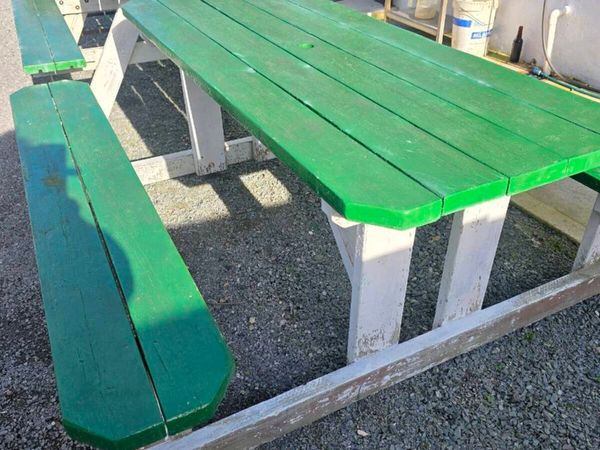 Garden benches - Main image