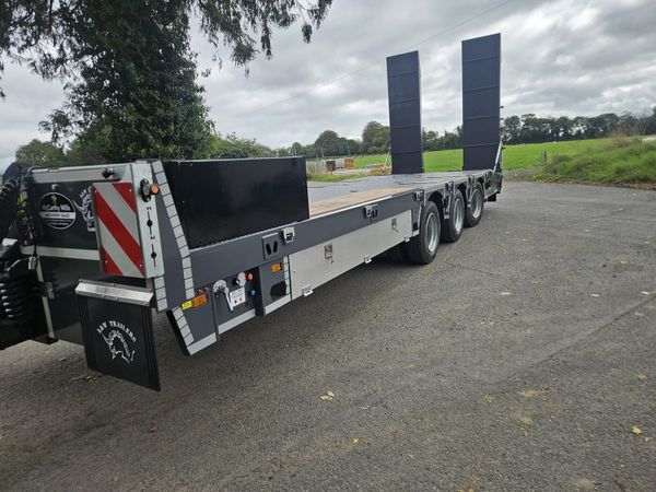 A&W lowloader - Main image