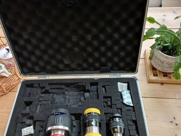 Premium telescope eyepieces - Main image