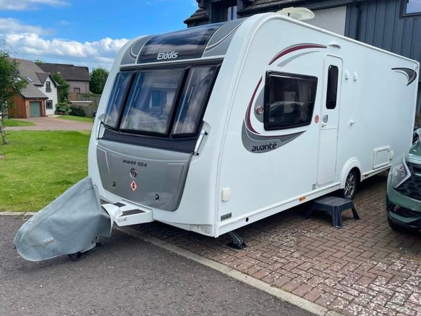 2018 Eldiss 4/5 berth island bed & remote mover - Main image