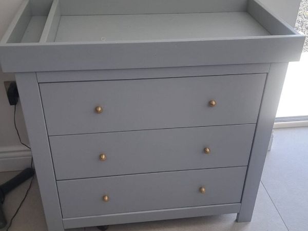 Baby changing table - Main image