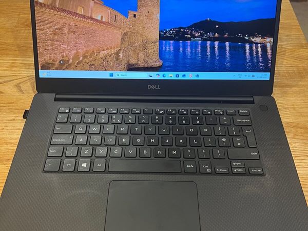 Dell XPS15 7590 - Main image