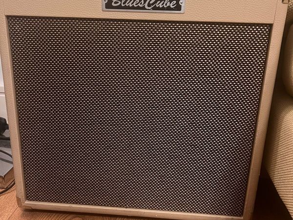 Roland Blues Cube Hot 30W Guitar Amplifier - Main image
