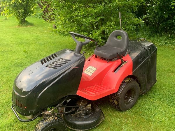 Castlegarden ride on mower - Main image