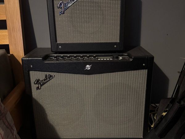 Fender mustang IV amplifier and Mustang I - Main image