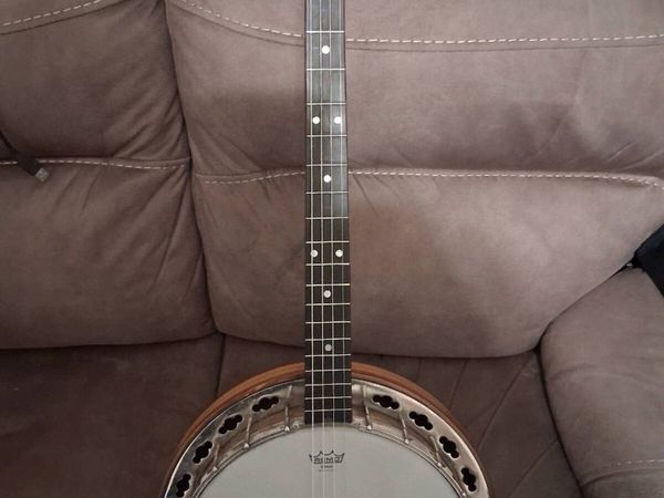 Slingerland May Bell tenor banjo. - Main image
