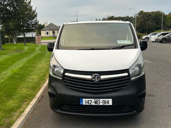 Vauxhall Vivaro 2014 - Main image