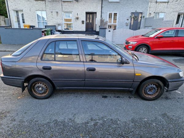 Nissan sunny 1.4 glx - Main image
