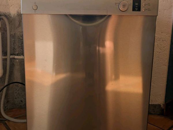 Bosch Series 4 freestanding dishwasher - Main image