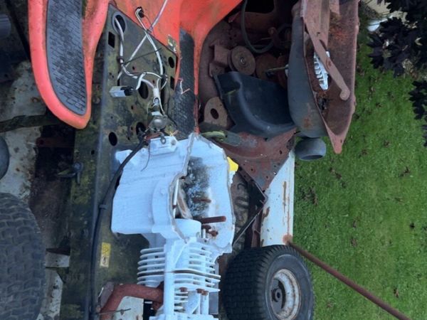 Husqvarna lawnmower parts - Main image