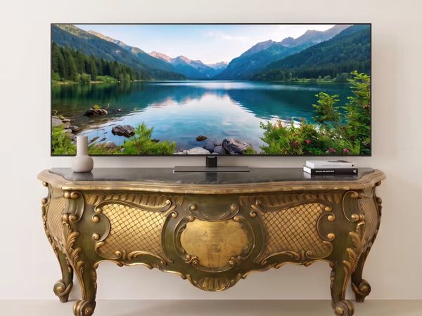 Carved wood gilded gold and painted low console - Main image