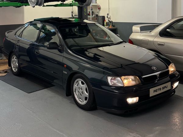 Toyota carina - Main image