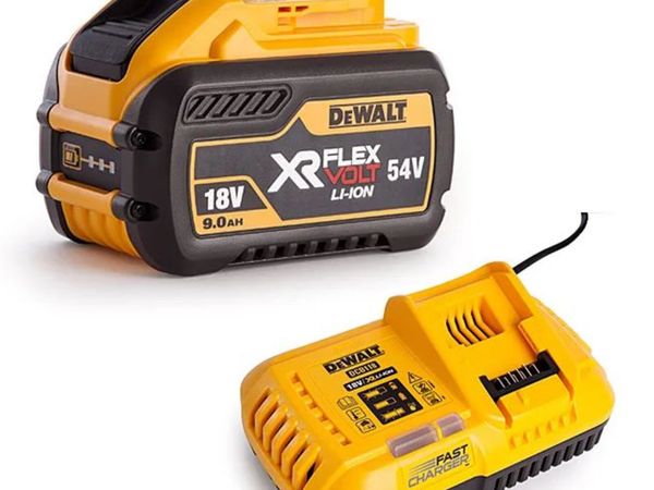 Dewalt Dcb547 54v 9ah Xr Flexvolt Battery + Dcb118 - Main image