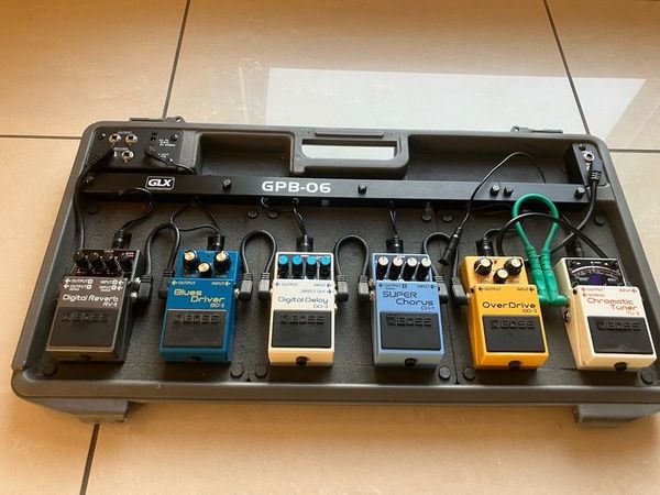 Pedalboard GPB with 5 BOSS Effects & Tuner - Main image