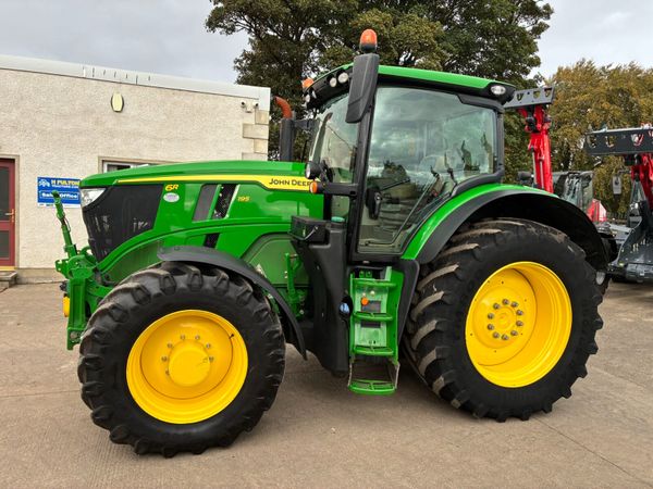 John Deere 6R195 - Main image