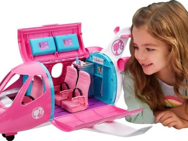 Barbie plane - Main image