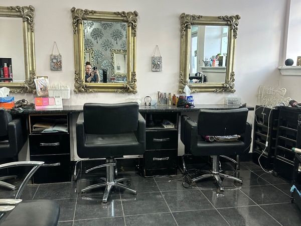 Hairdressers/Barbers business for sale - Main image