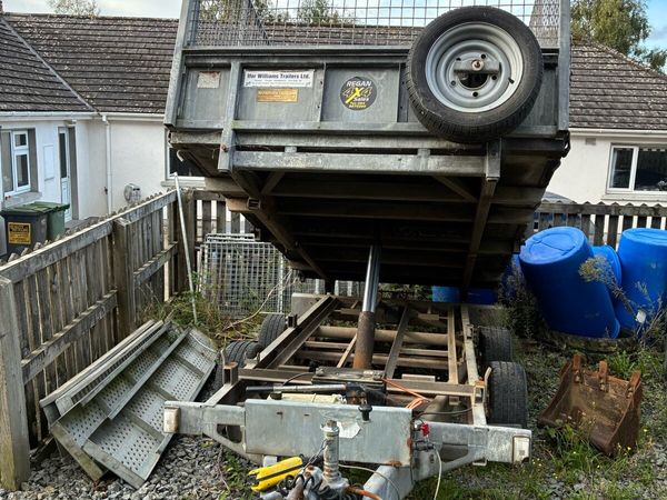 Iforwilliams 5ft x 10ft tipping trailer - Main image