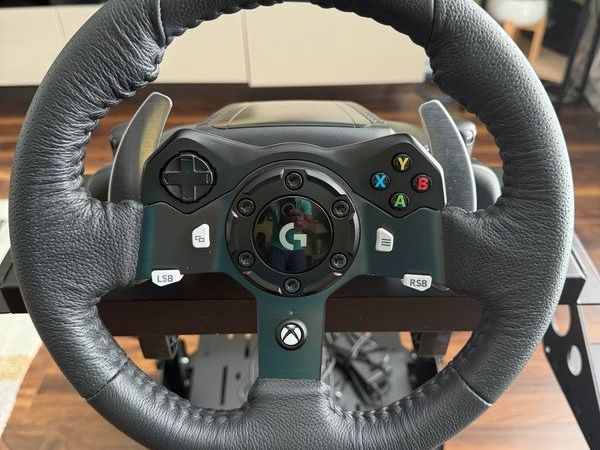 Logitech XBox/PC Racing Wheel and Stand (combined) - Main image
