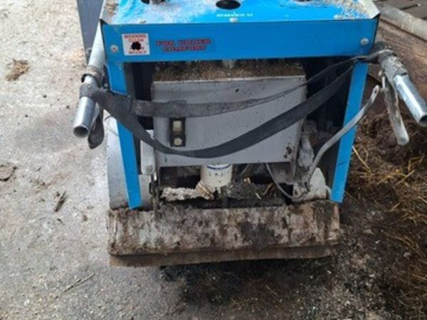 2024 Daisy Bed Cubicle Cleaner - Main image