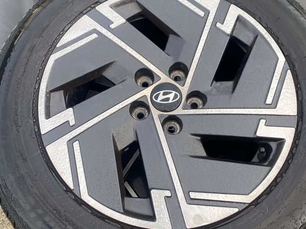 17” Hyundai Tucson Alloys for sale - Main image