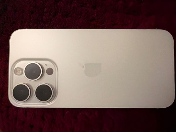 I phone 15 pro - Main image