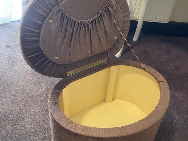 pouffe - Main image