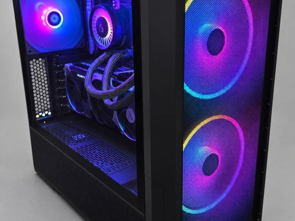 LANCOOL 216 i5 ULTRA RTX 5070 Gaming PC - Main image