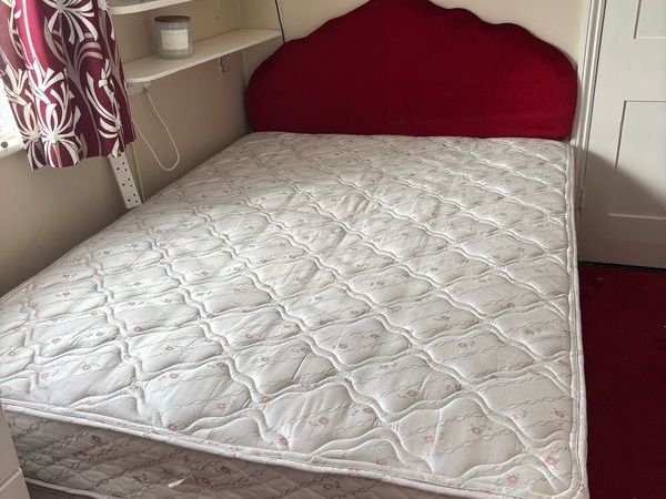 Bed - Main image