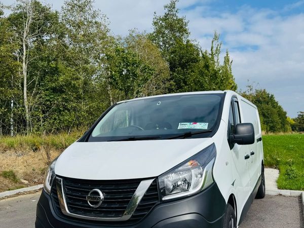 Nissan NV300 2020 - Main image