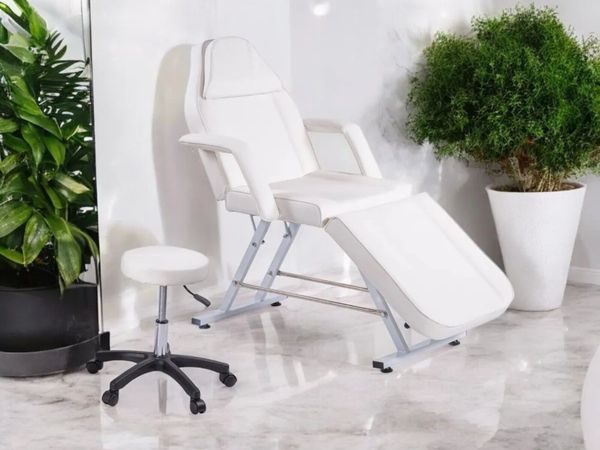 Beauty bed massage Table with stool brand new - Main image