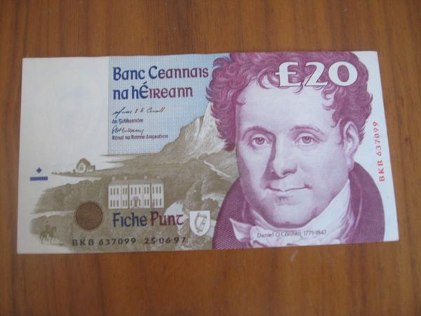20 Pound C Series Notes - 40 Euros Each - Main image